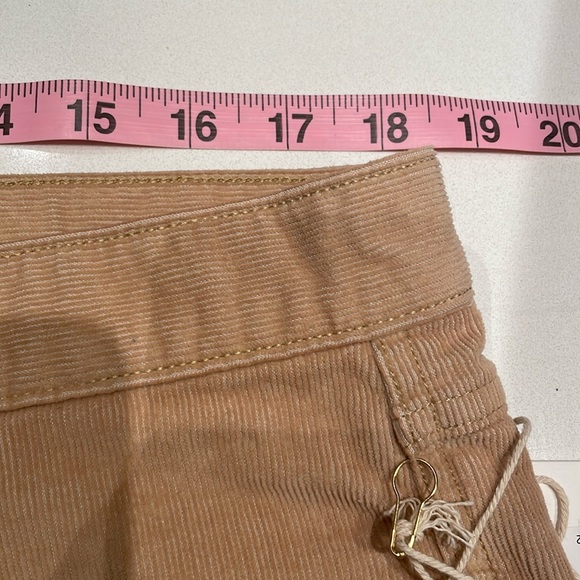 🆕 Carve Designs Oahu Corduroy Shorts, 4” Inseam Size 12 - Picture 12 of 13
